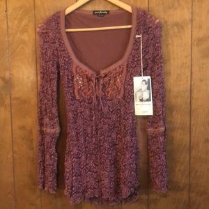 Women’s designer top long sleeve